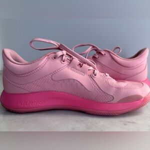 Lululemon Women’s Strongfeel Train. Pink. Size 8